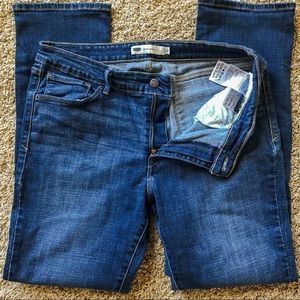 Levi’s Mid Rise Skinny Jeans